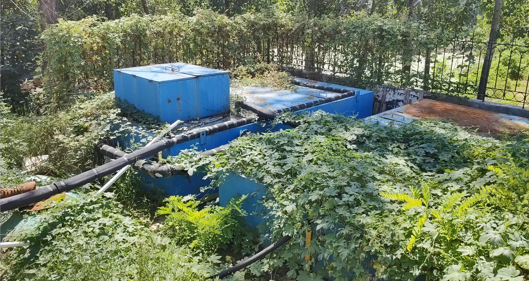 污水站改造前现场